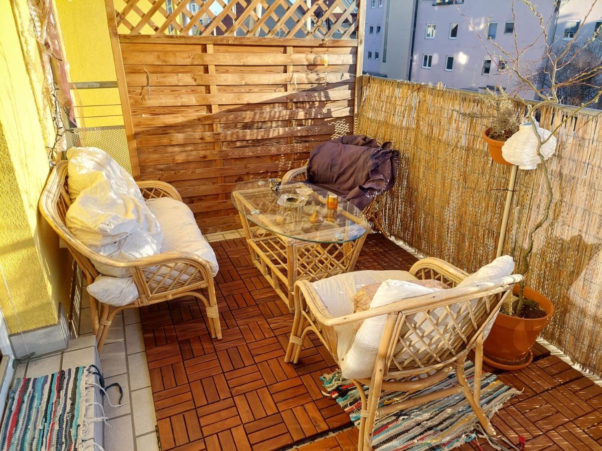 Gemutliche Und Helle Wohnung - Nahe Schlossberg กราซ ภายนอก รูปภาพ